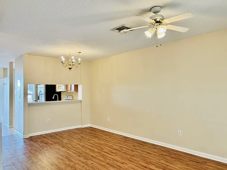 2865 Woodlands Park Ct — Photo 6