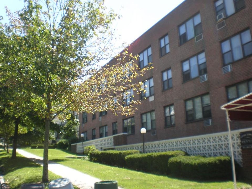 1st image of 47 Davis Ave APT 4H