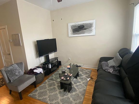 4th image of 3143 N Southport Ave APT 2F