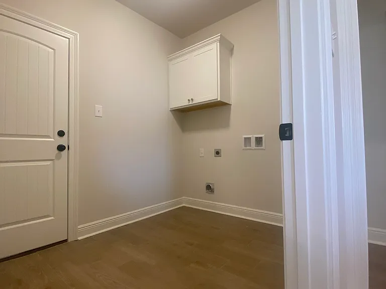 21200 Astoria Ln — Photo 14