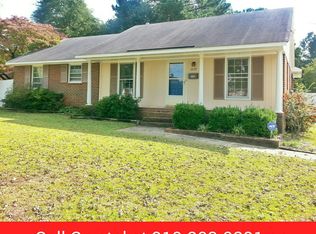 5137 Waterbury Pl, Fayetteville, NC 28311