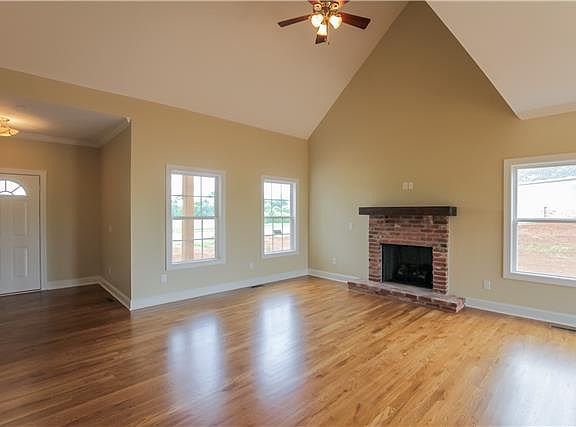 3rd image of 1121 Leaf Ln Lot 127