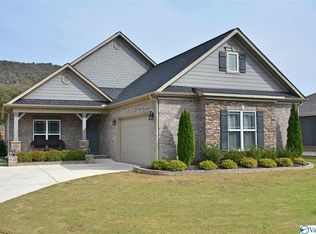 16 Alex Spring Pl SE, Gurley, AL 35748