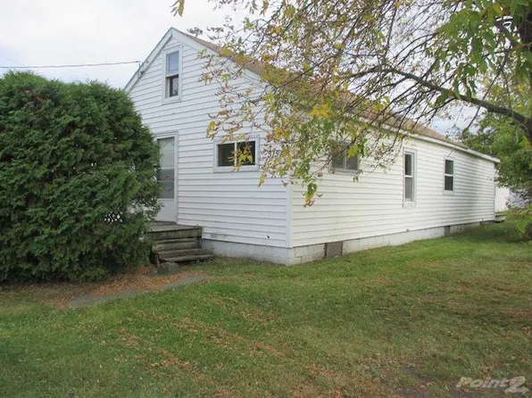 315 13th St, International Falls, MN 56649