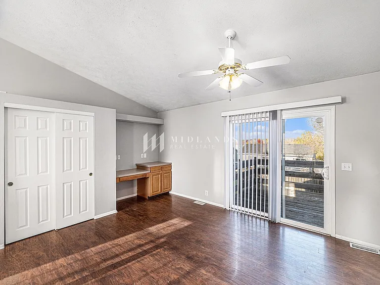 4219 N 171st Ave — Photo 5