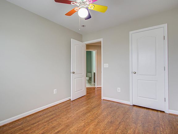 3rd image of 22576 Parkland Farms Ter