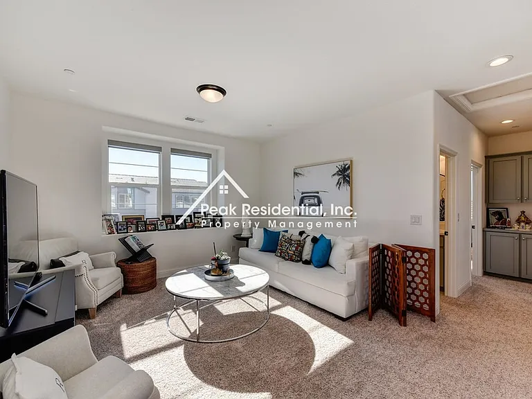 12753 Glass Beach Dr — Photo 38