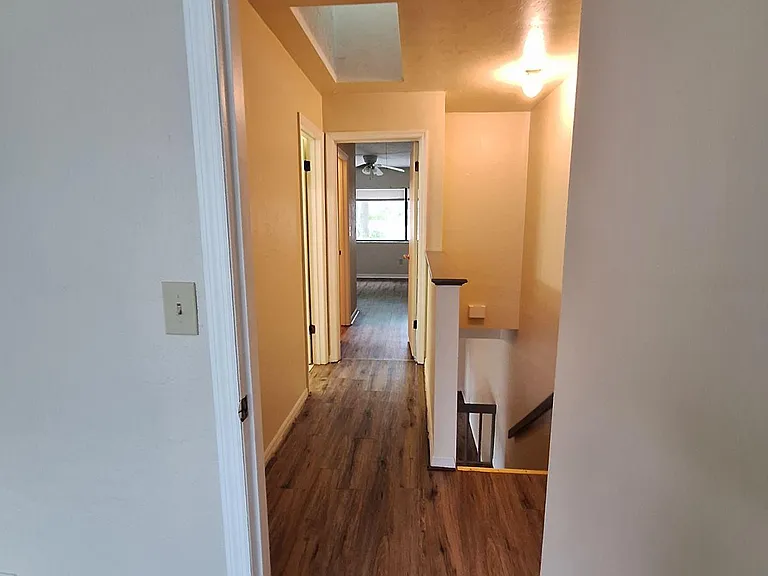 6111 SW 8th Pl — Photo 20
