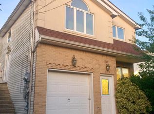 335 Eltingville Blvd #1, Staten Island, NY 10312