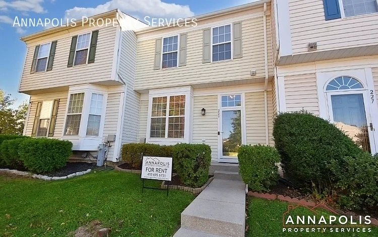 229 Miles River Ct — Photo 1