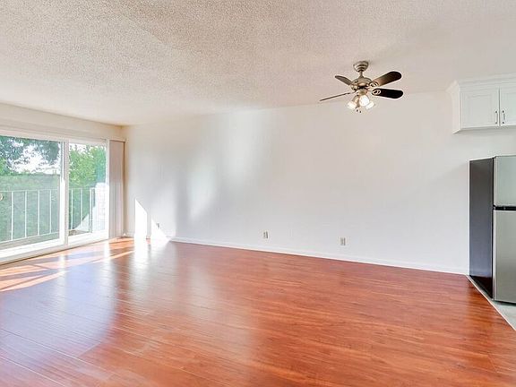 5th image of 671 Vernon St #302