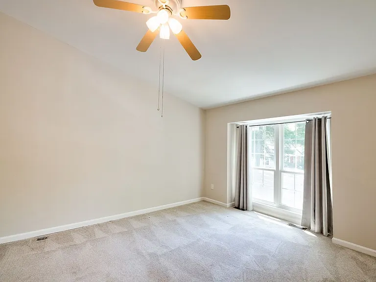 16 Casino Ct — Photo 20