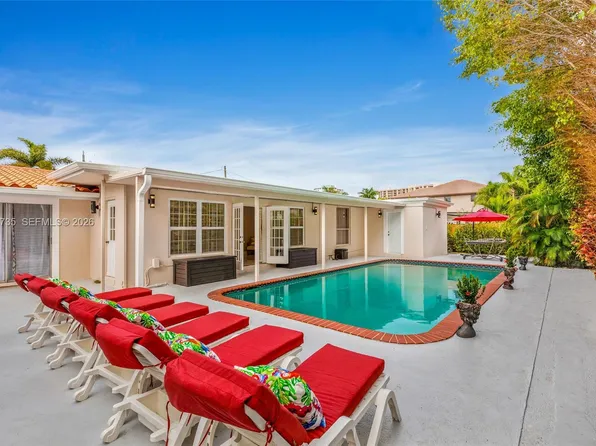 1960 Coral Reef Dr, Pompano Beach, FL 33062