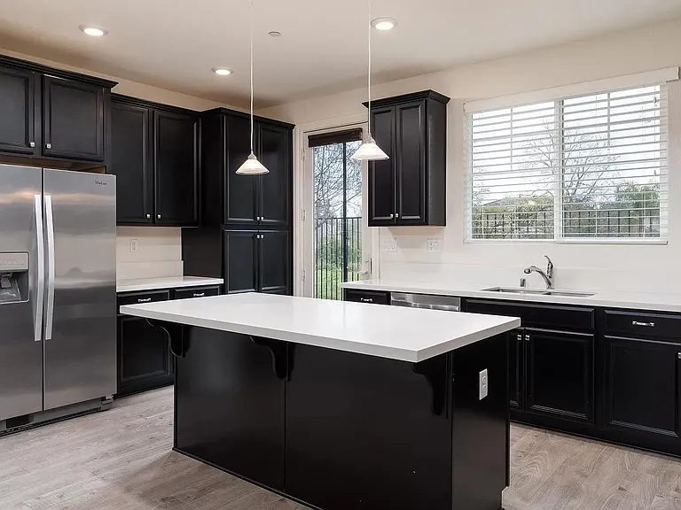10890 Arrington Dr — Photo 5