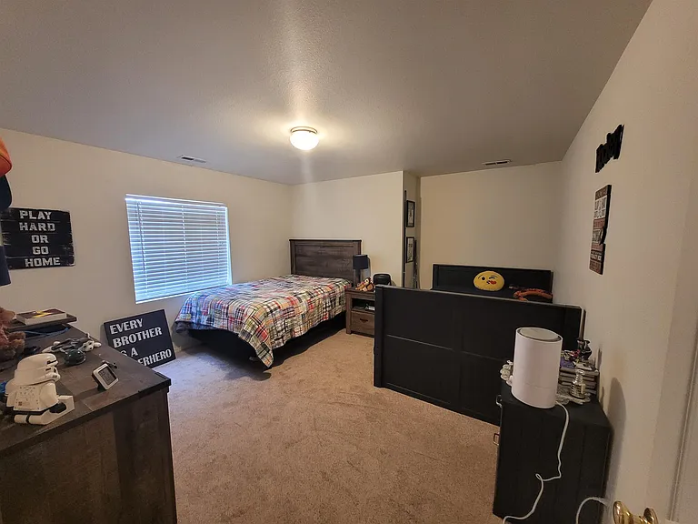 97 Misty Creek Dr — Photo 16