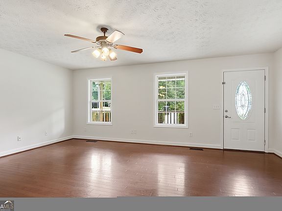 4th image of 345 Rainey Rd