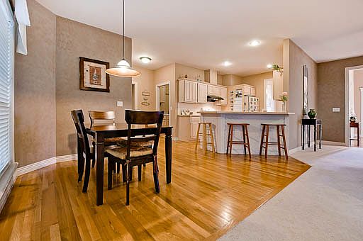 Eat in Kitchen