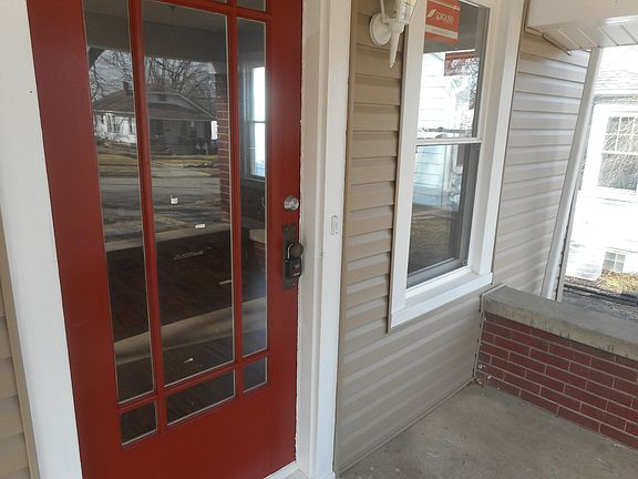 4th image of 15 Verlynn Ave