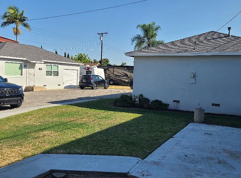 7846 Stewart And Gray Rd #7846.5 — Photo 2