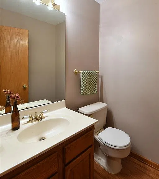 903 Strecker Rd — Photo 22