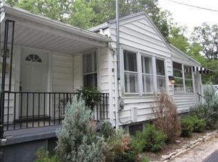 2919 Robin Rd, Dayton, OH 45409