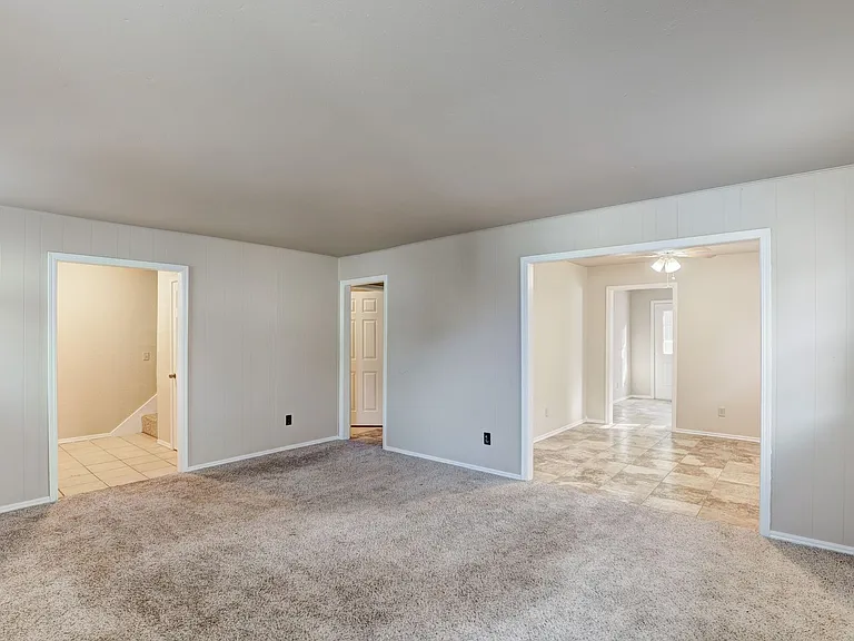 7507 Knight Lake Dr — Photo 10