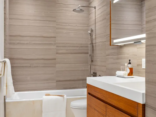 19 Park Place image 5 of 9