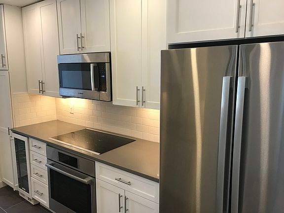 Newly Renovated Kitchen