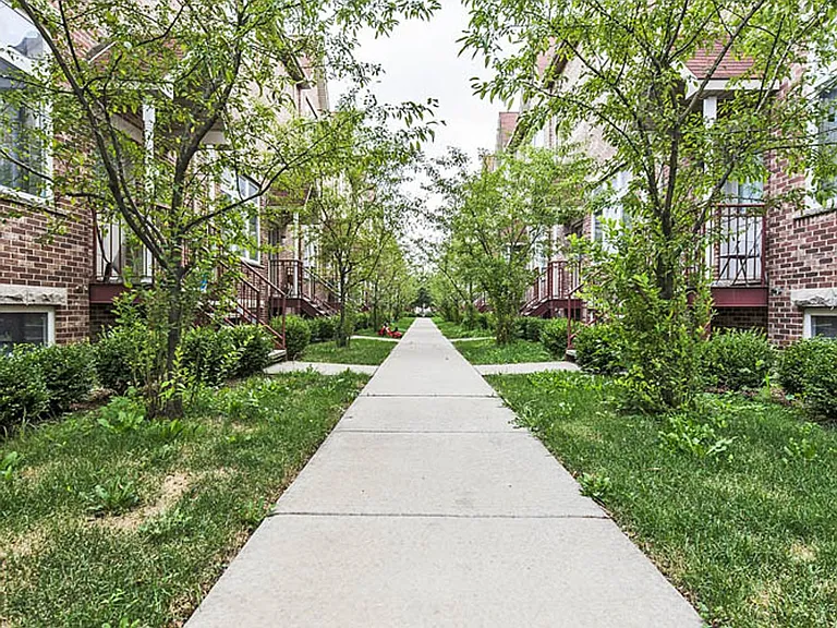 3601 W 53rd St — Photo 22