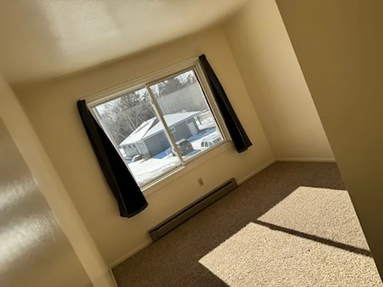 404 E Pine St — Photo 22