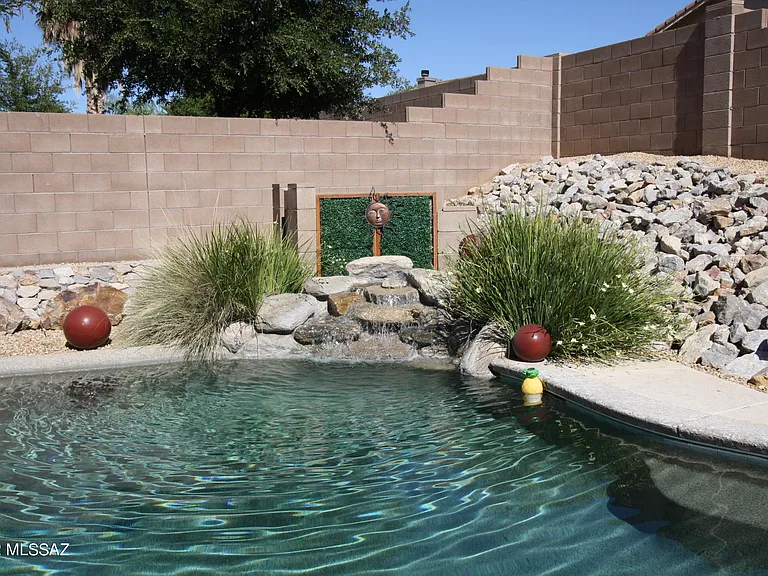 3725 E Northern Dancer Rd — Photo 33
