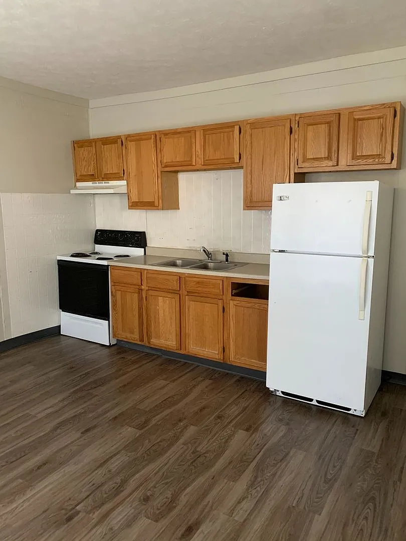 1 Bedroom Apt. Close to Downtown! — Photo 3