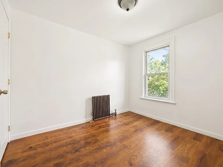 569 Throop Ave #2 — Photo 10