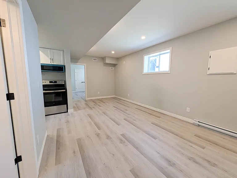 137 Saint George St #2 — Photo 6