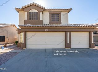 909 S Surfside Dr, Gilbert, AZ 85233