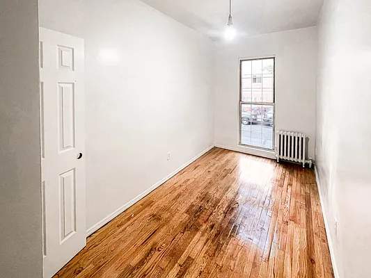 Rented by The Agency | media 5