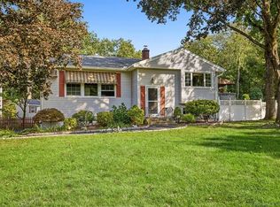 23 Mark Dr, Norwalk, CT 06851