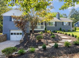 6502 Fort Hunt Rd, Alexandria, VA 22307