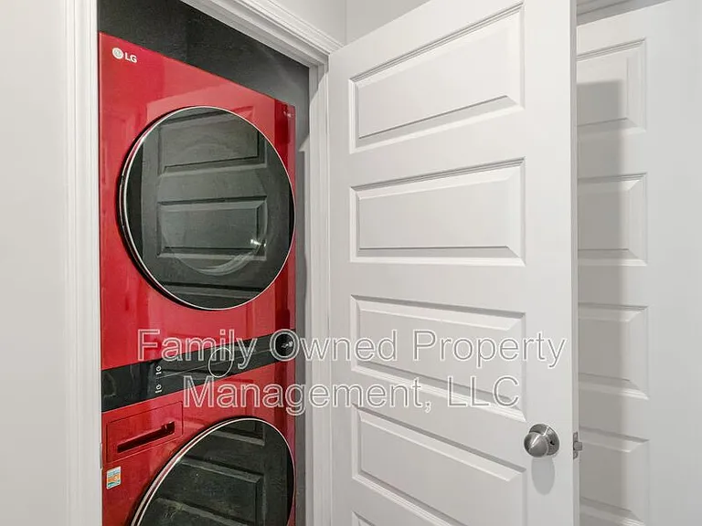2048 Longhorn Ln — Photo 12