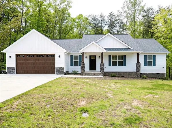 327 Price St, Stoneville, NC 27048