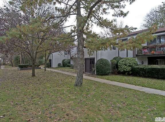 2nd image of 99 Richmond Blvd Unit 3B
