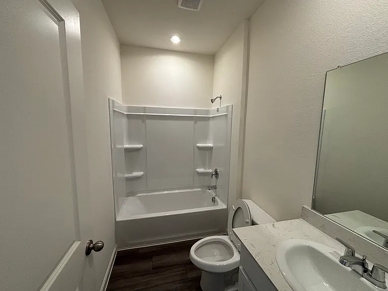 5511 Hastings Ln — Photo 11