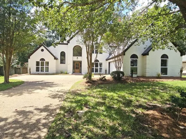 609 Kinsington Ct, Ridgeland, MS 39157