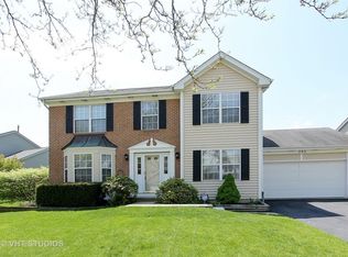 288 W Harvard Cir, South Elgin, IL 60177