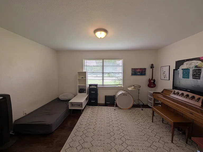 804 Canal St — Photo 11