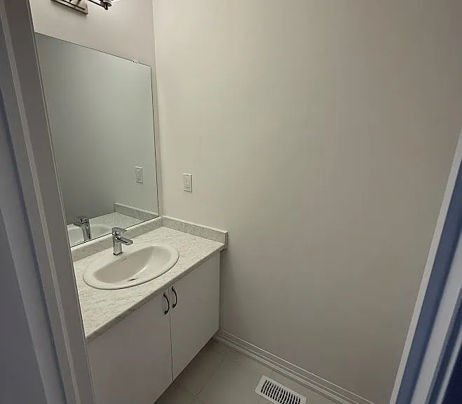 660 Colborne St W #152 — Photo 9
