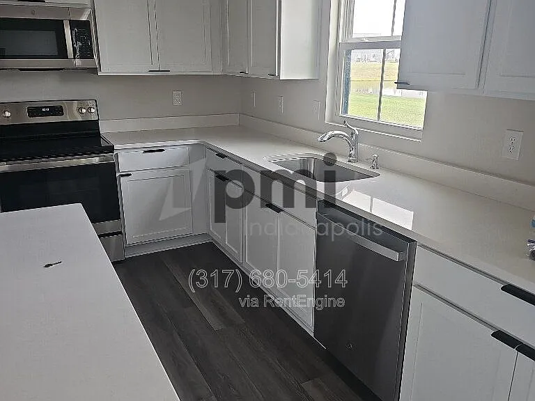 1854 Cascades Dr — Photo 5