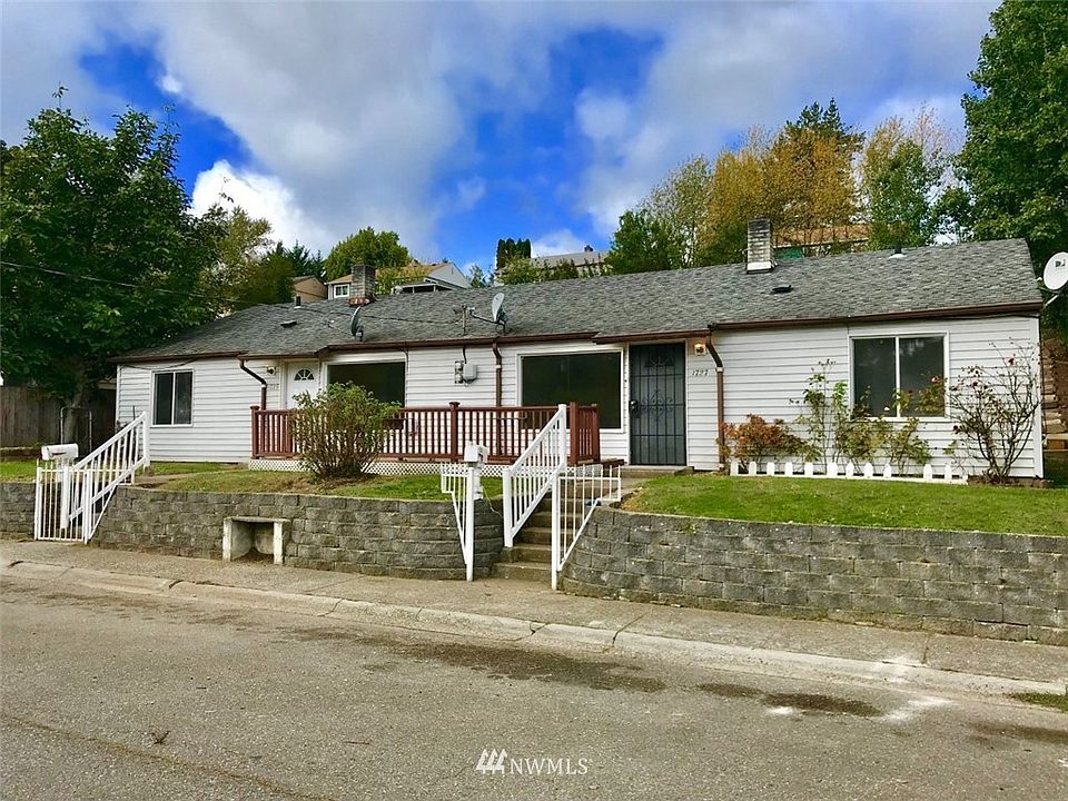 1st image of 1727 Bloomington Avenue