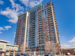 215 Queen St E #2108, Brampton, ON L6W 0A9