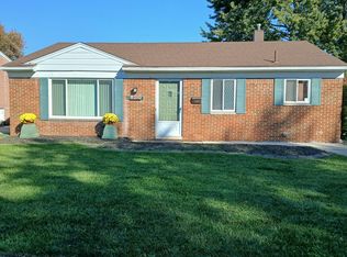 8310 N Henry Ruff Rd, Westland, MI 48185